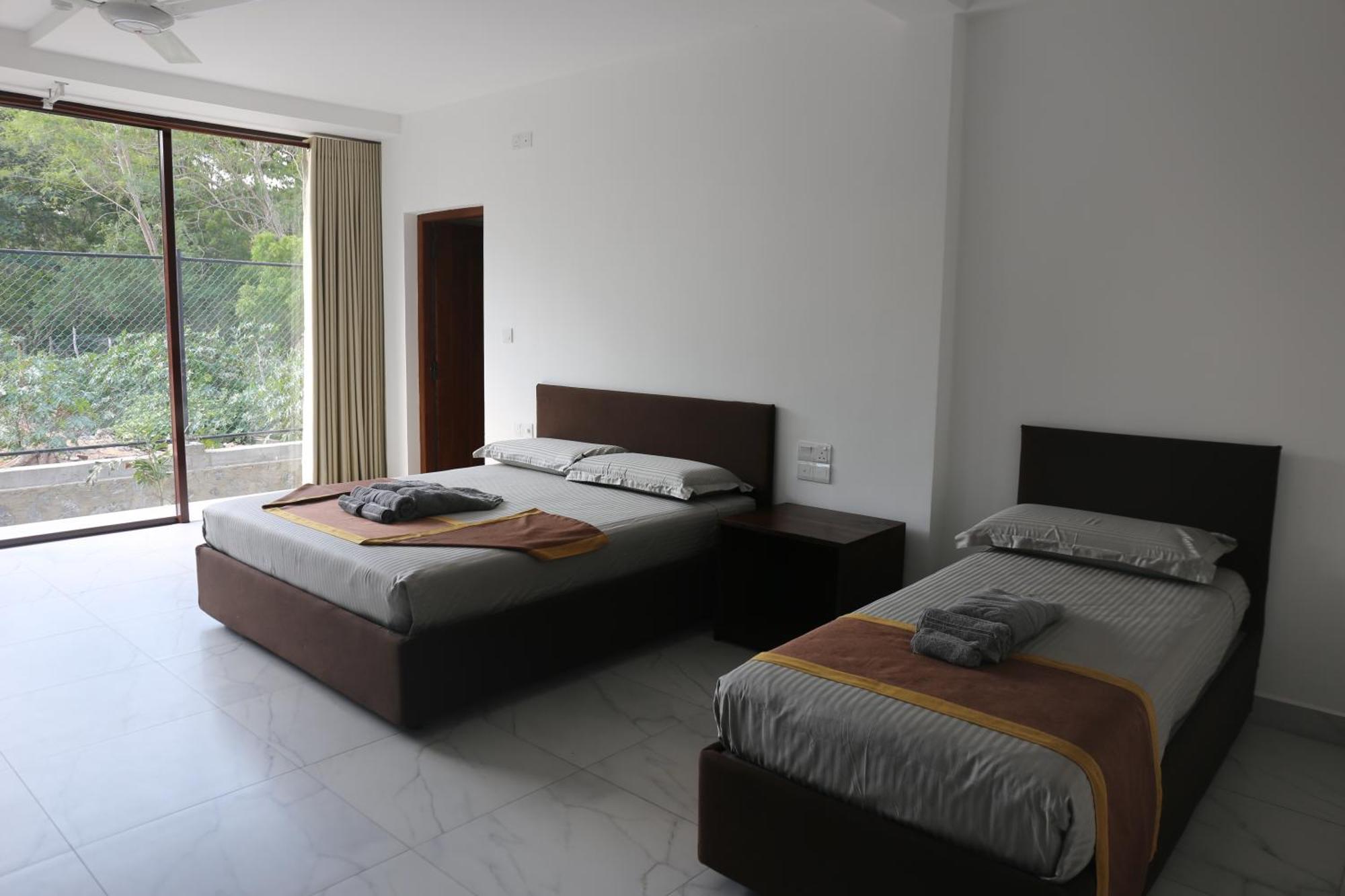 Amanda Beach Resort Passikudah ภายนอก รูปภาพ