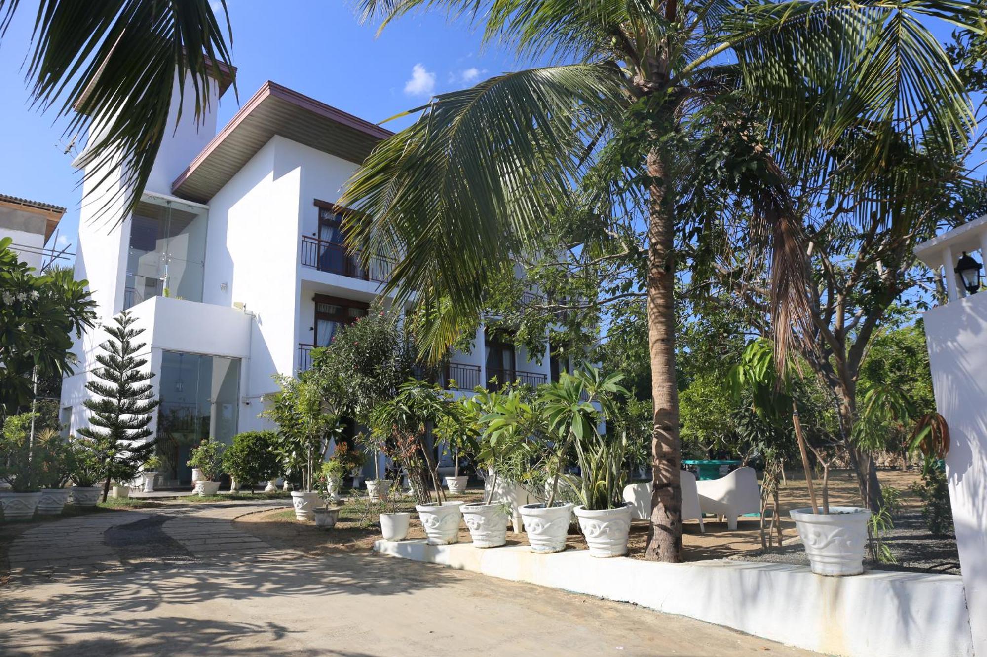 Amanda Beach Resort Passikudah ภายนอก รูปภาพ
